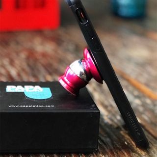 Papa Magnetic Phone Holder thumbnail 4