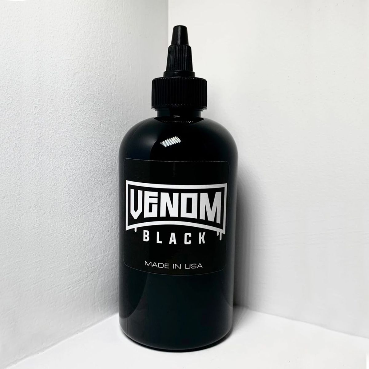 8oz Venom Black - Big Sleeps Ink