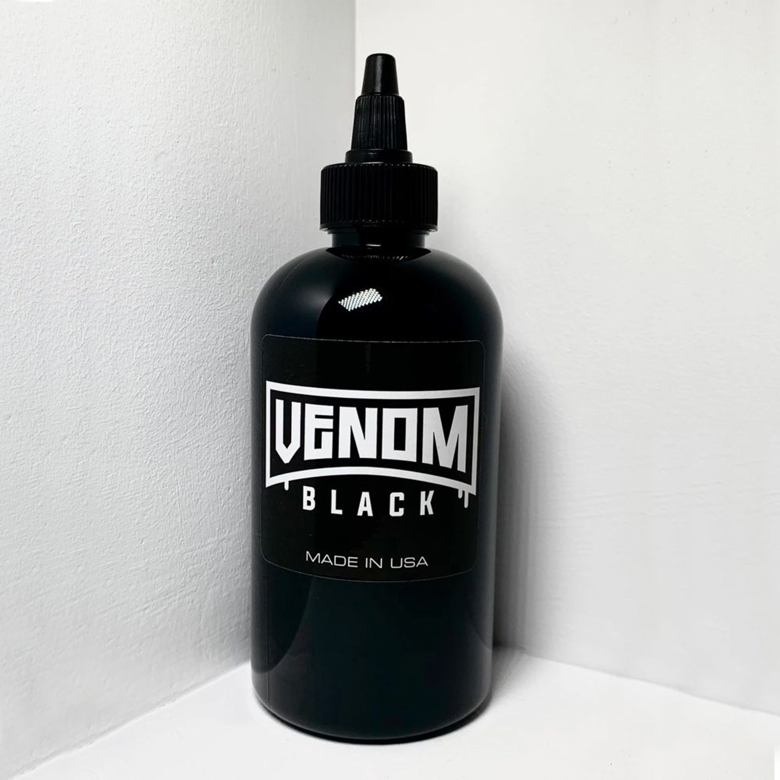 8 oz Venom Black - Big Sleeps Ink