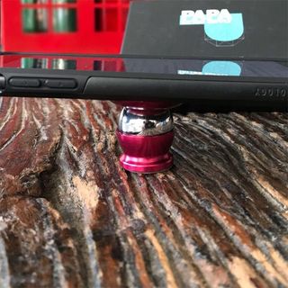 Papa Magnetic Phone Holder thumbnail 6