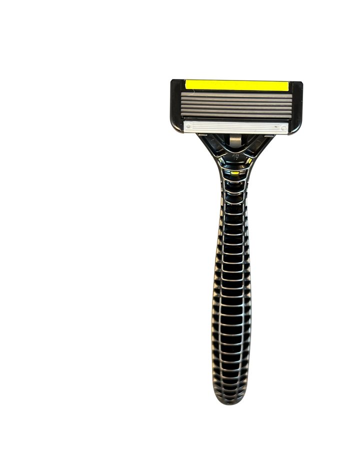 Disposable 6-Blade Razor